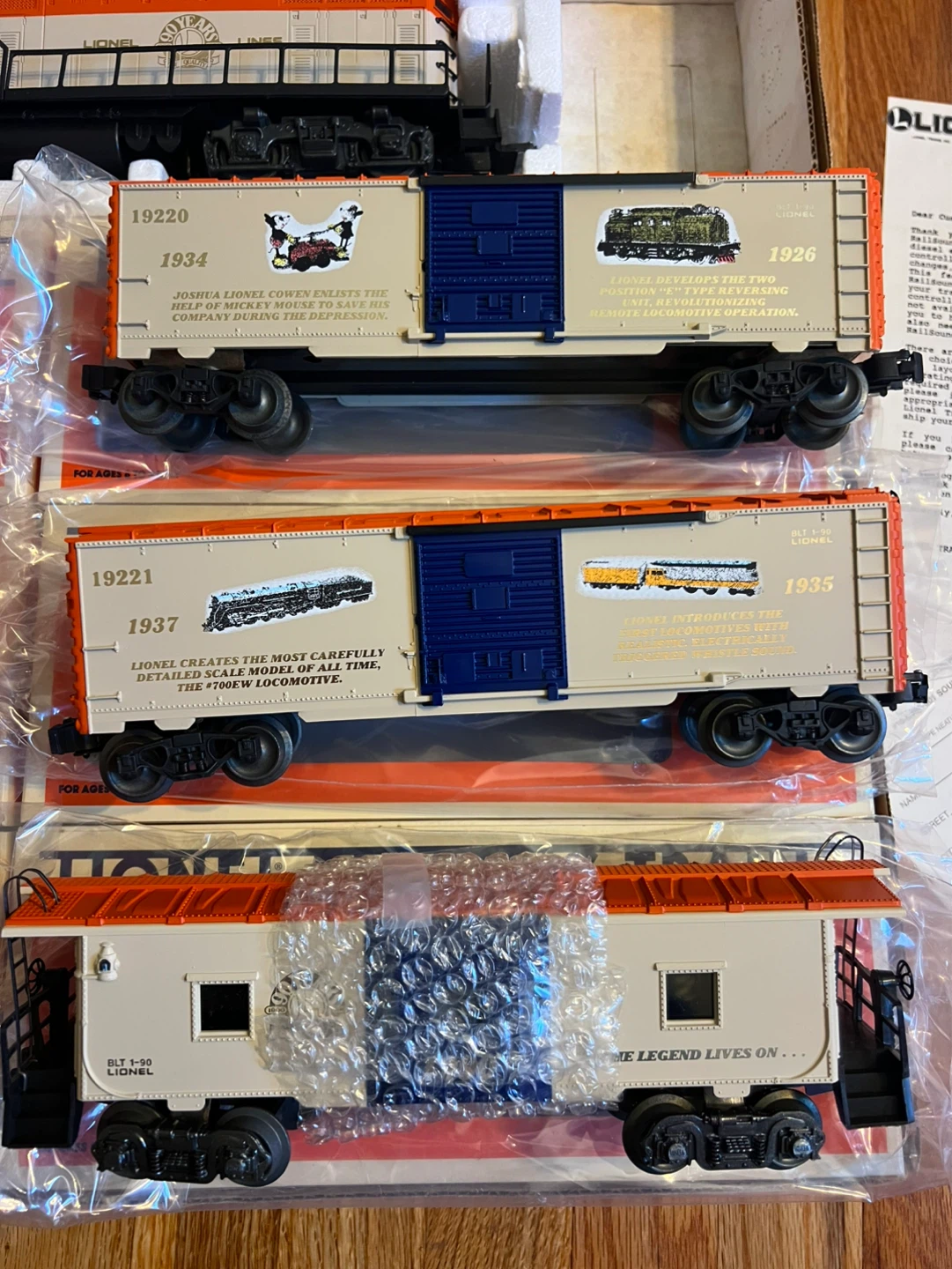 Lionel 1990 90TH Anniversary Electric Train Set - photo 3
