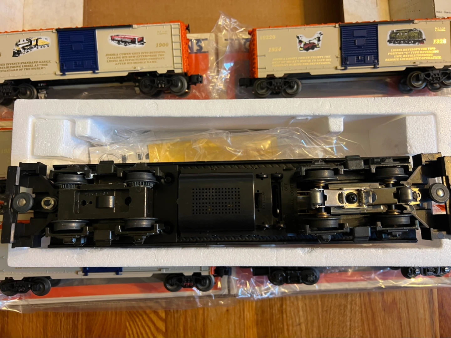 Lionel 1990 90TH Anniversary Electric Train Set - photo 5