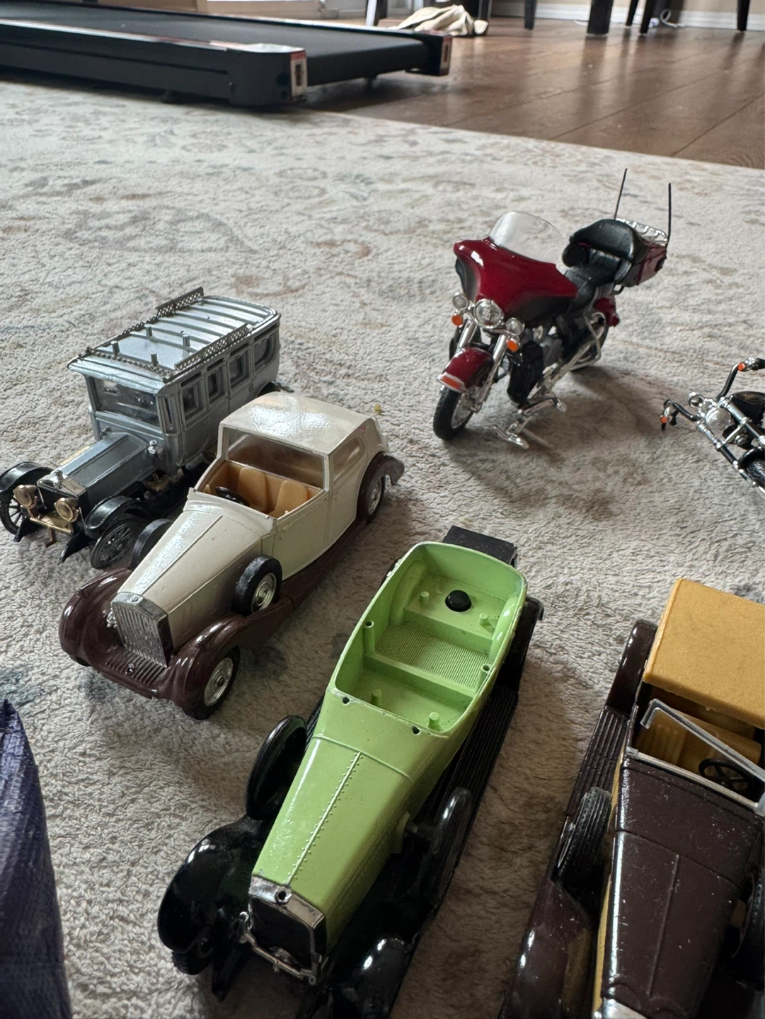 Assorted Die-cast Model Cars and Motorcycles - photo 5