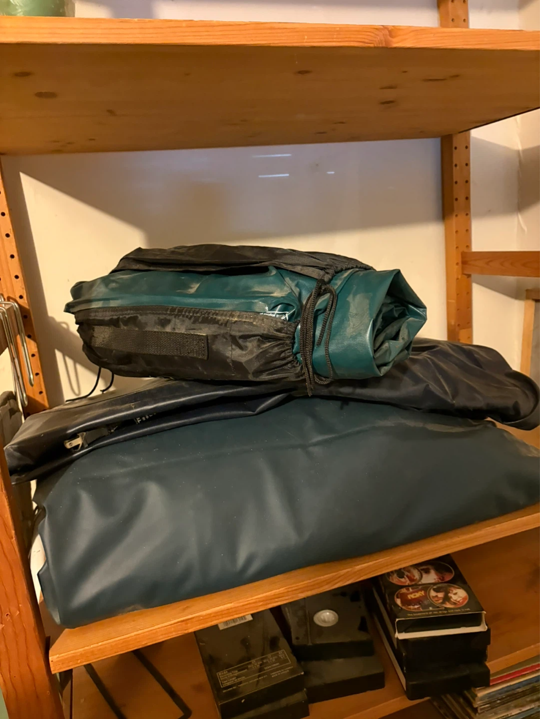 Intex Queen Dura-Beam Outdoor Airbed + 10 man tent - photo 3
