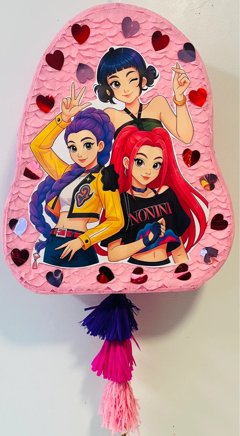 Huntrix Piñata