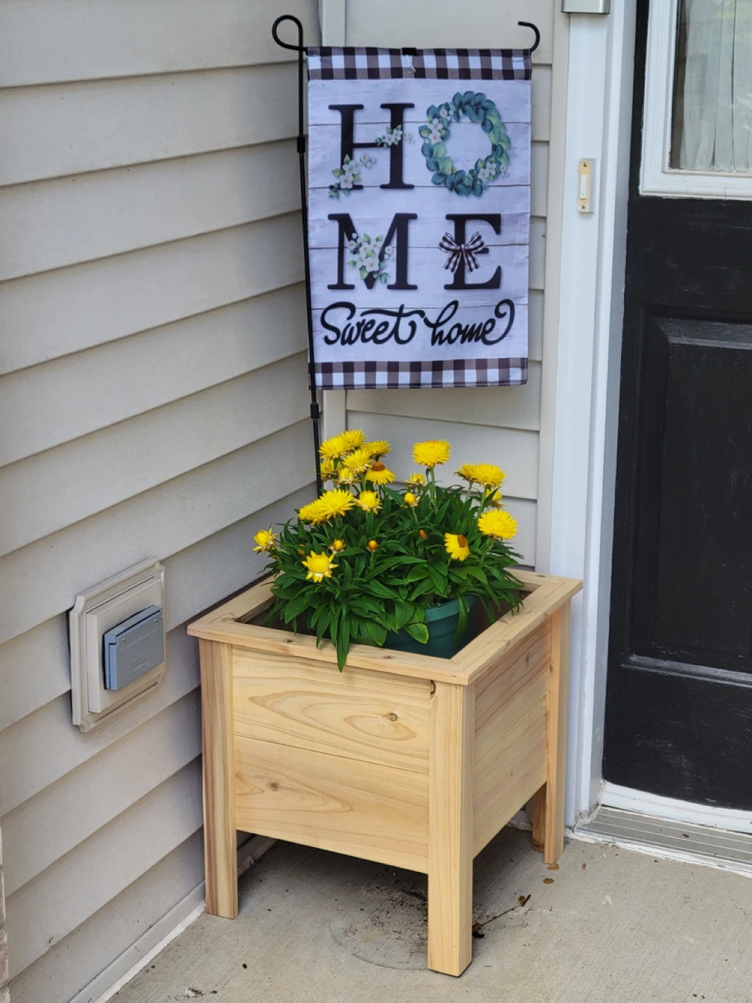 Handmade Cedar Planters - photo 2