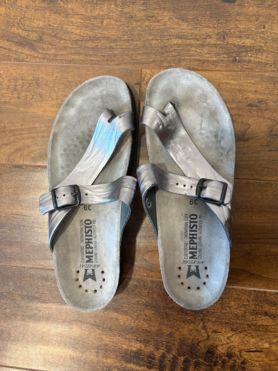 Mephisto Helen Toe Thong Sandals in Grey Etna Size 39 - photo 2