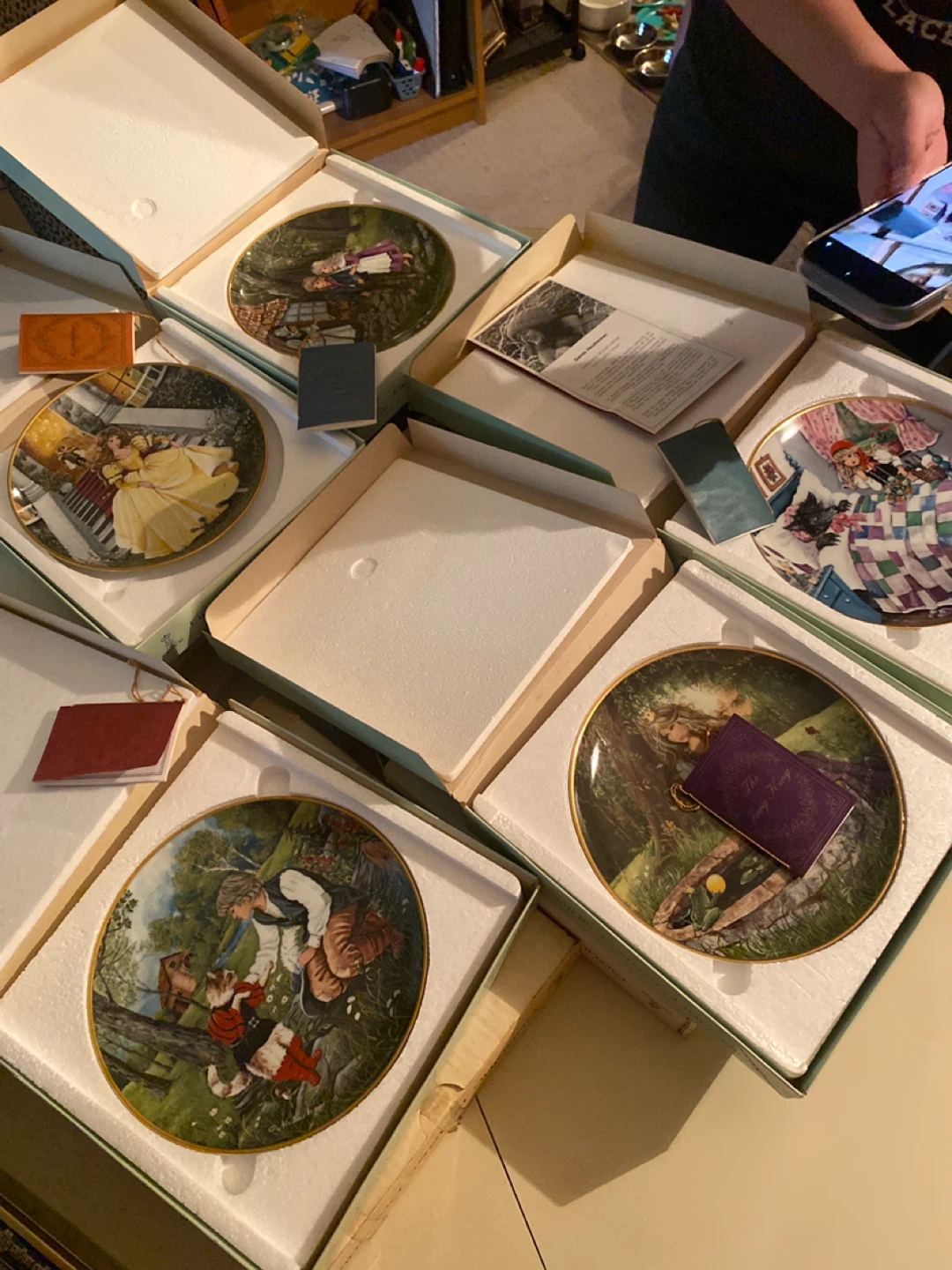 Decorative Collector's Plate