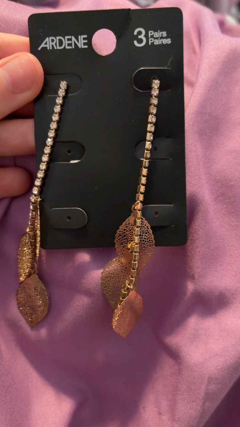 Ardene 3 Pairs of Gold Leaf Dangle Earrings