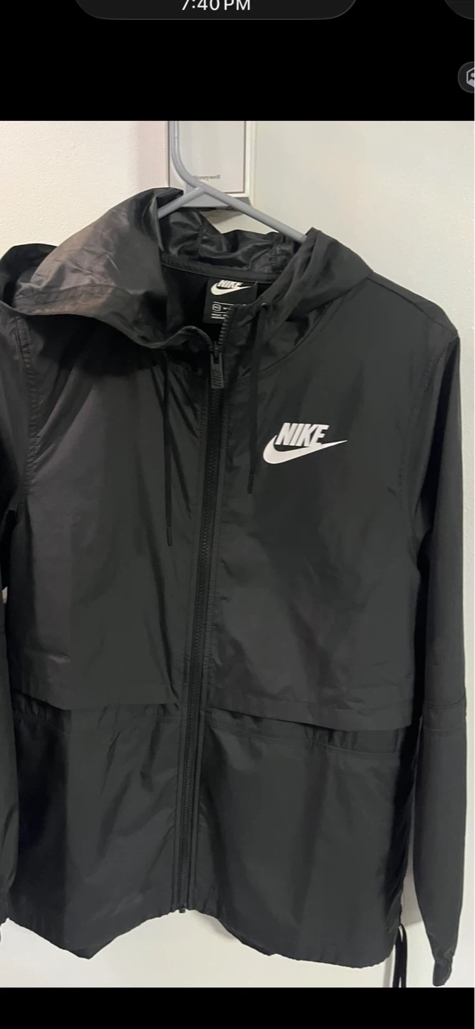 Nike Hooded Windbreaker Jacket