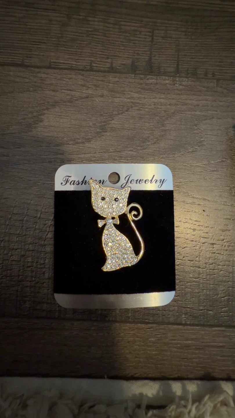 Sparkly Cat Brooch