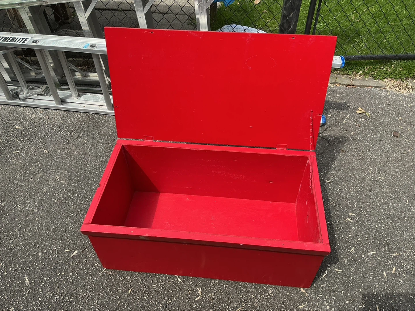 Antique Wooden Storage Chest Box ! - photo 4