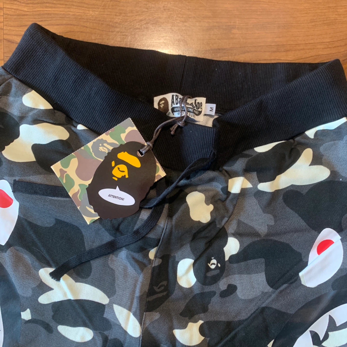 Black and white bathing ape shorts - photo 3