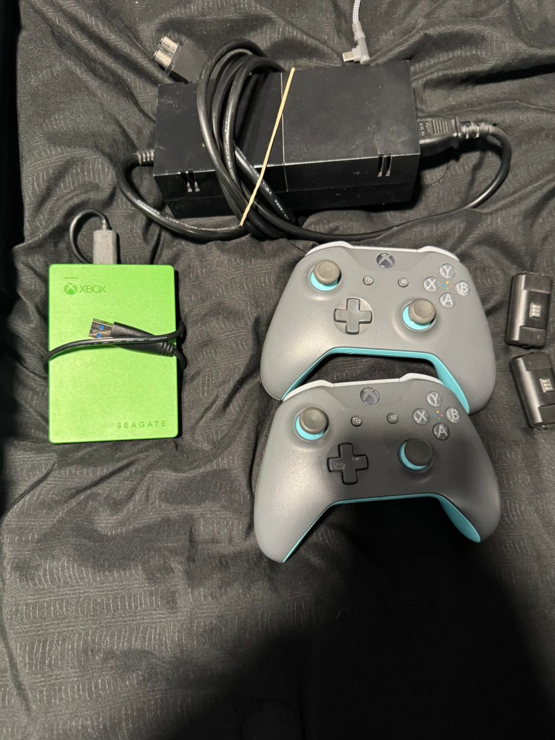 Xbox One Console Bundle with Games and Accessories - photo 4