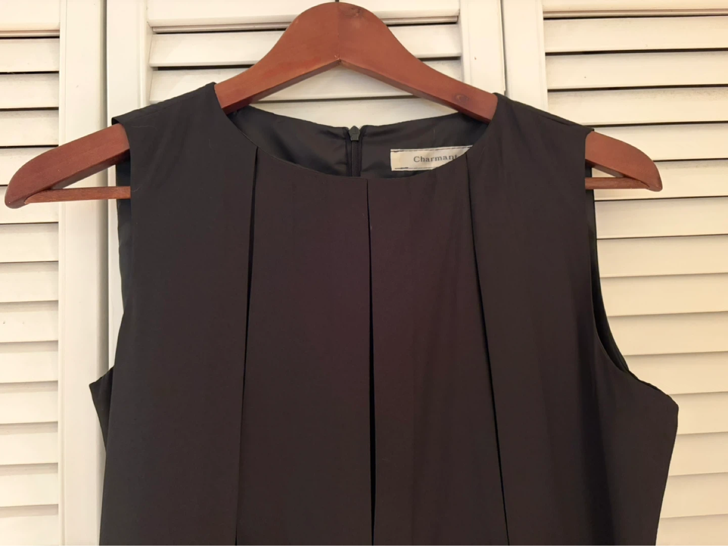 🧡 New! Korean brand Charmane Black Dress with Sequin Belt