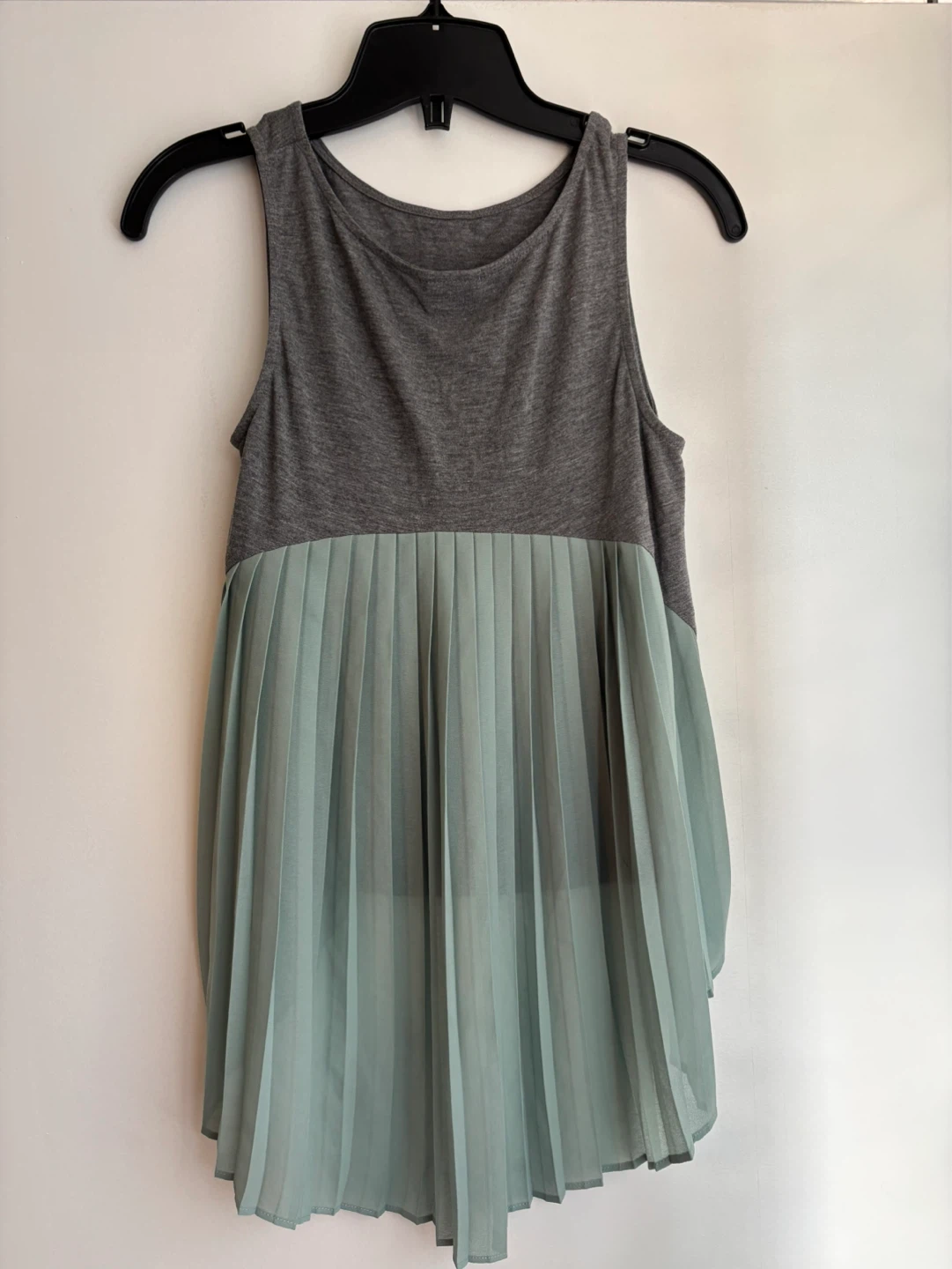 Forever 21 Tank Top with Pleated Mint Green Hem