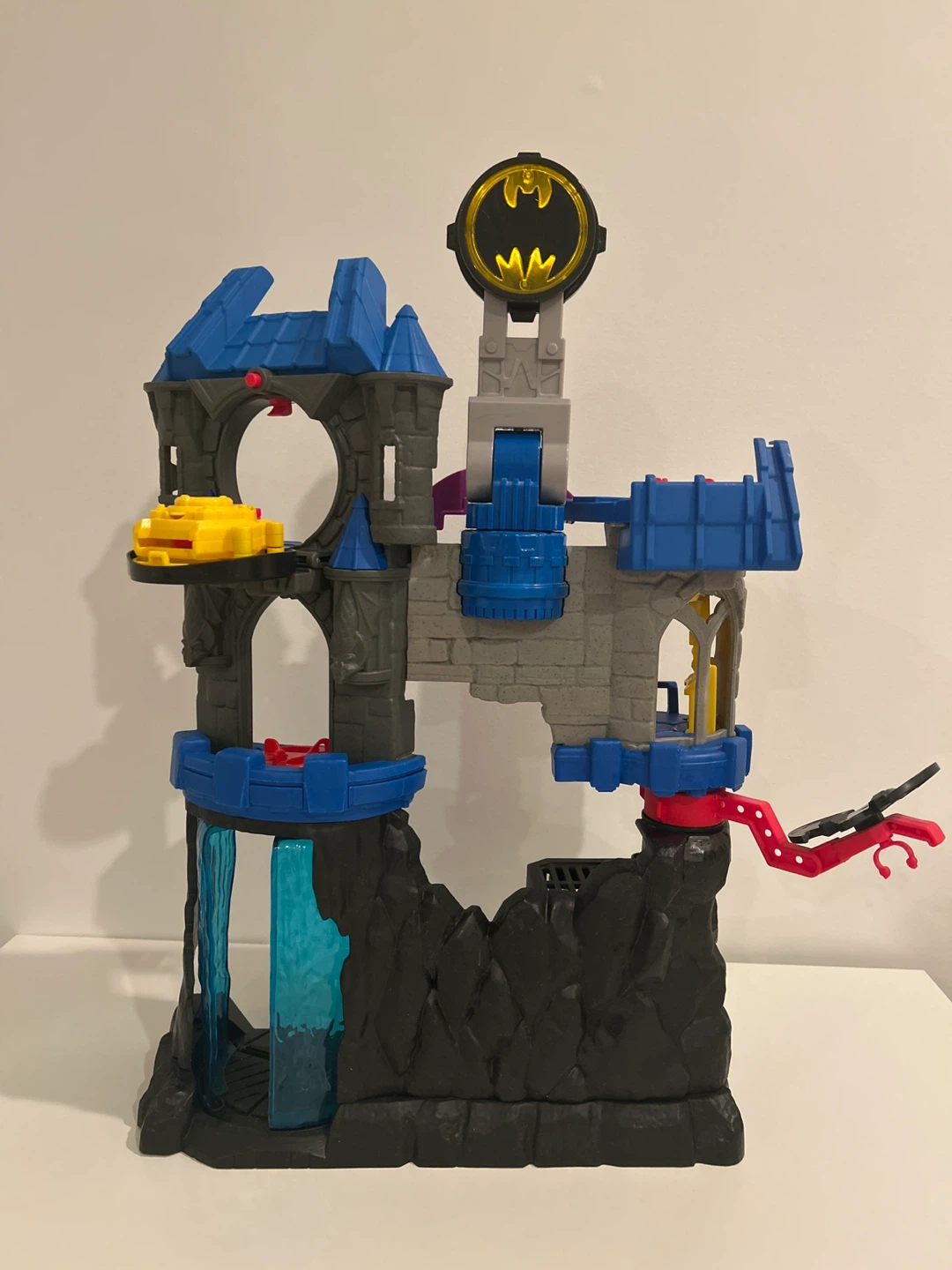 Fisher-Price Imaginext DC Super Friends Batcave play set