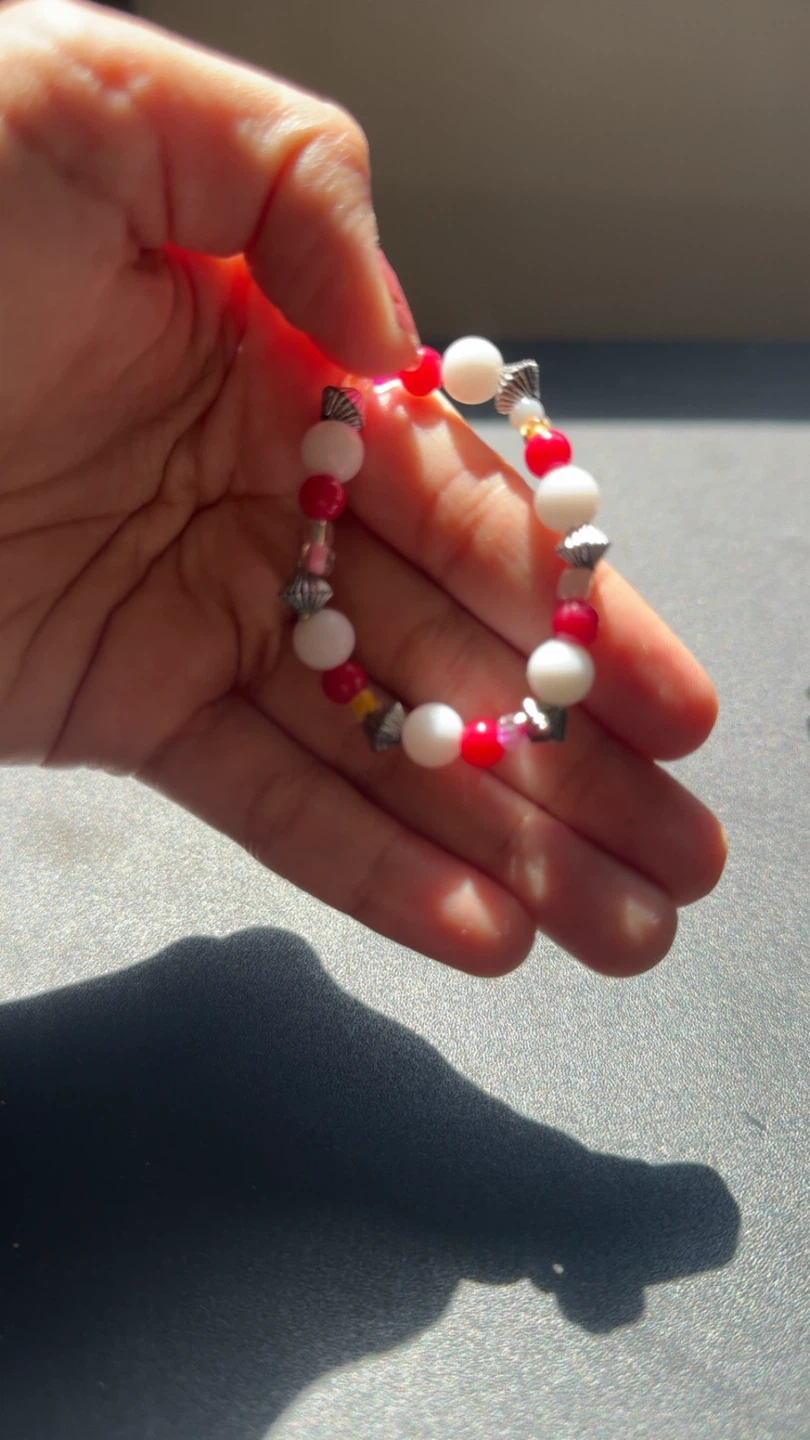 Homemade Beaded Bracelets and Scrunchies Set - photo 2