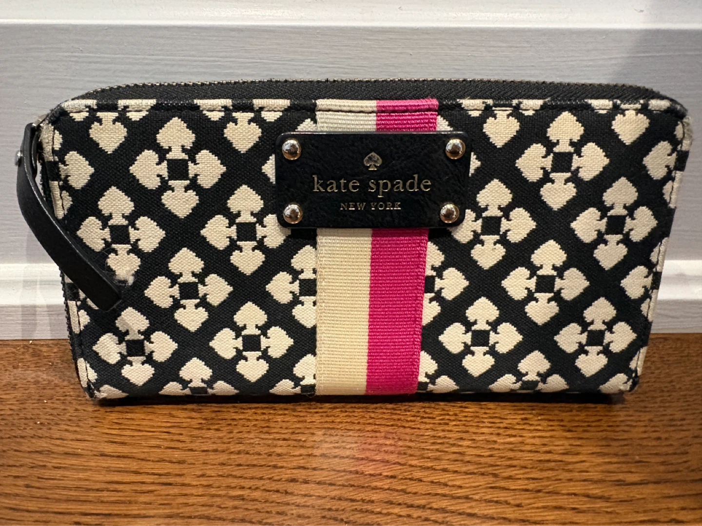 Kate Spade New York Wallet