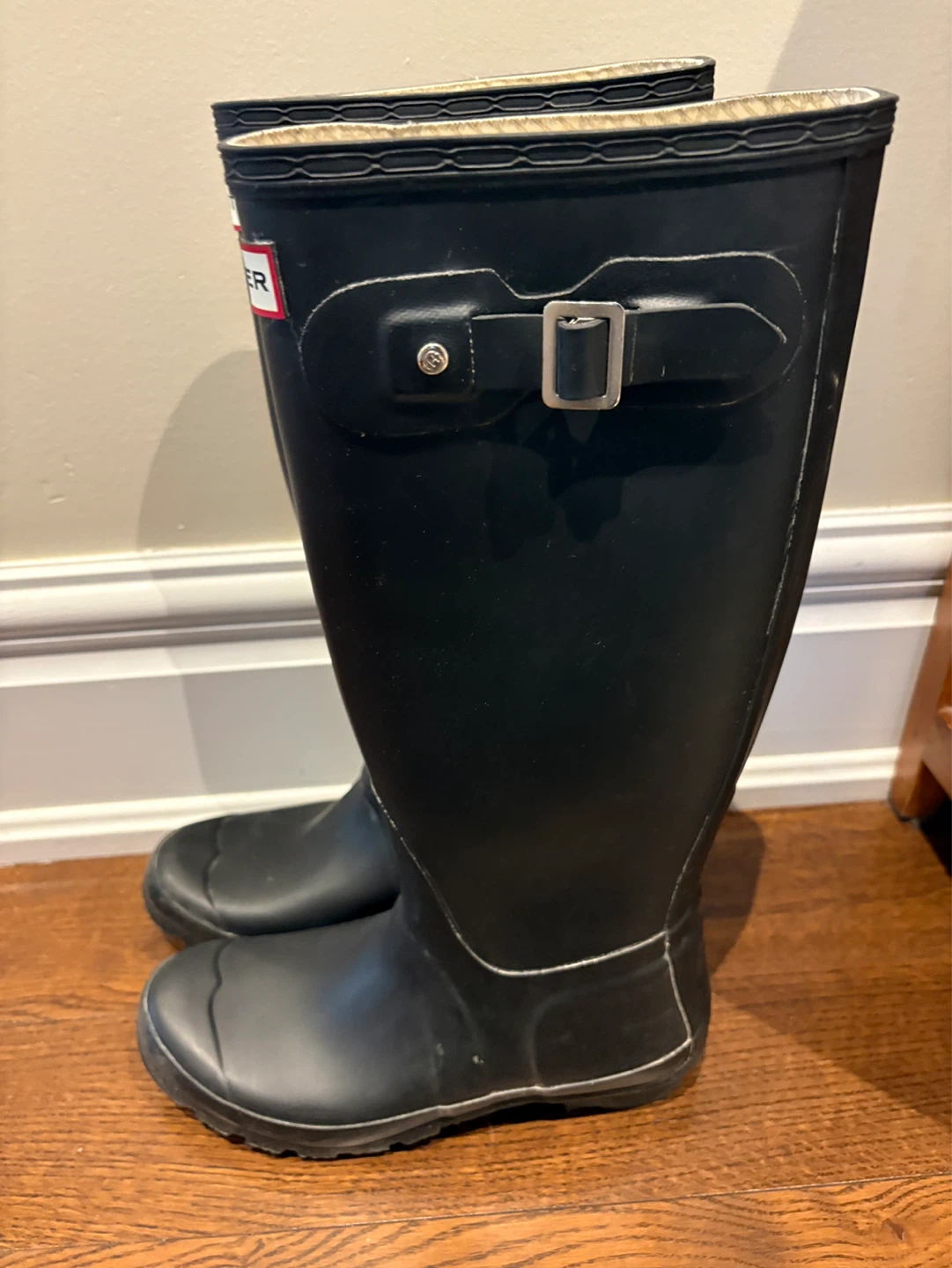 Hunter Black Tall Rubber Rain Boots - photo 2