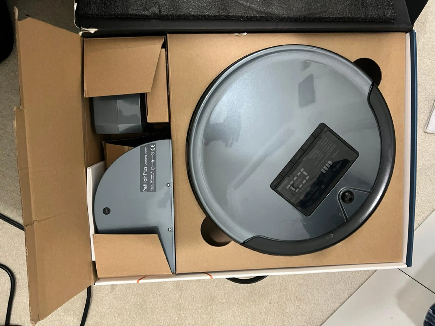 RoboVac 3000 Robot Vacuum - photo 2