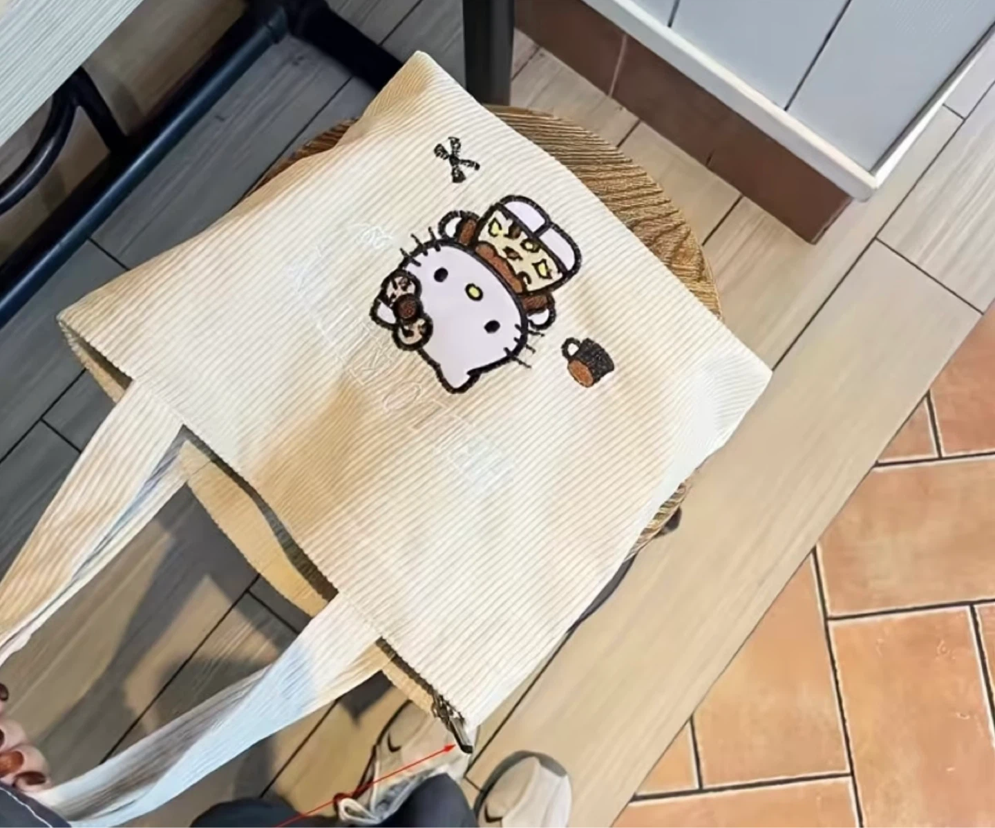 HELLO KITTY Corduroy Cream White Leopard Kitty Tote Bag - photo 2