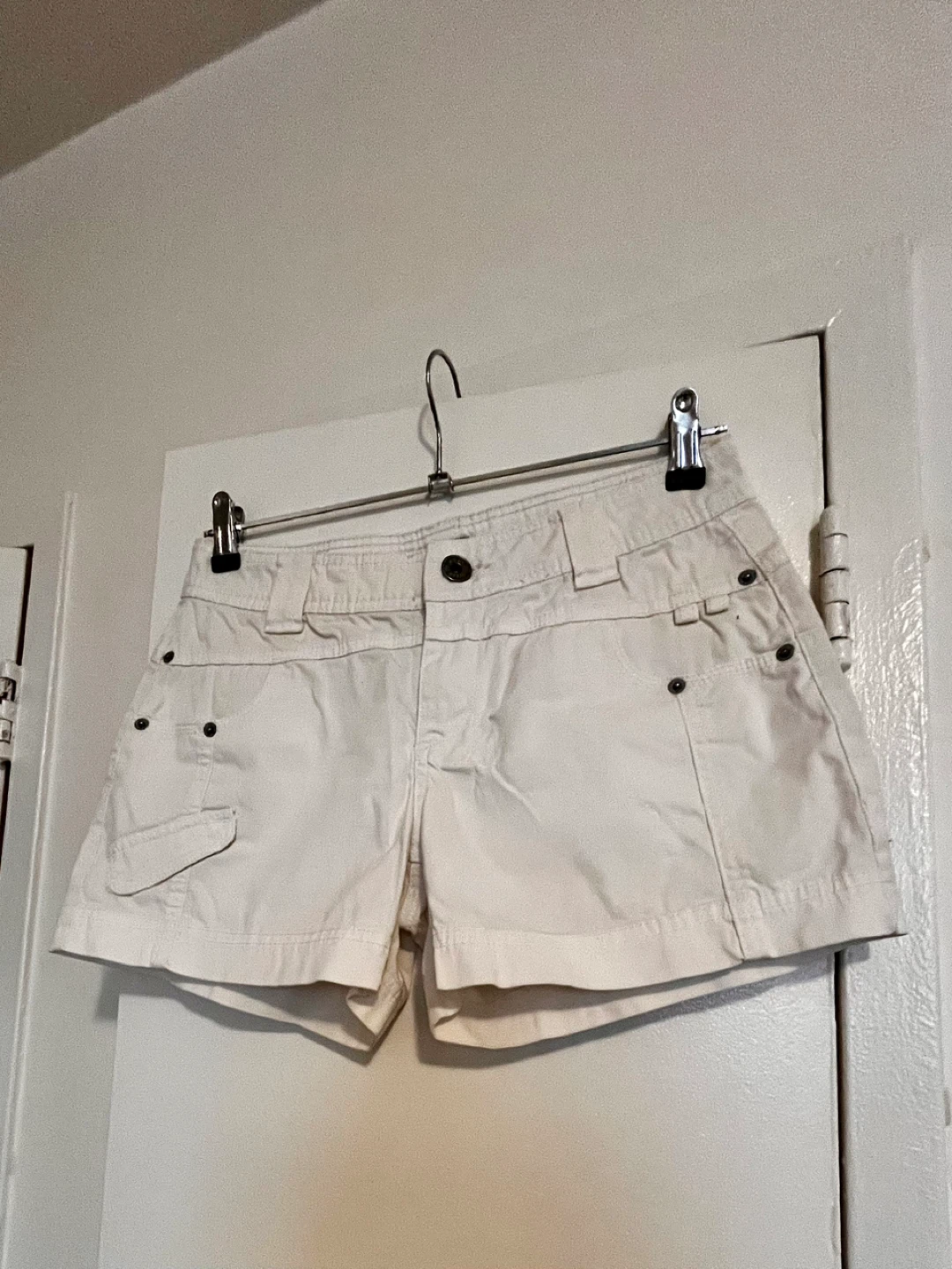 Urban Life Women's White Shorts - Size 1/2 - photo 3