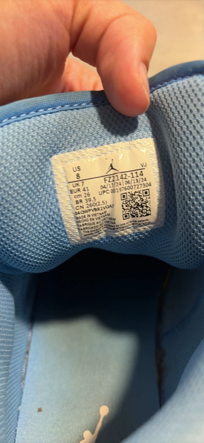 Air Jordan 1 Mid Light Blue White Sneakers - photo 4