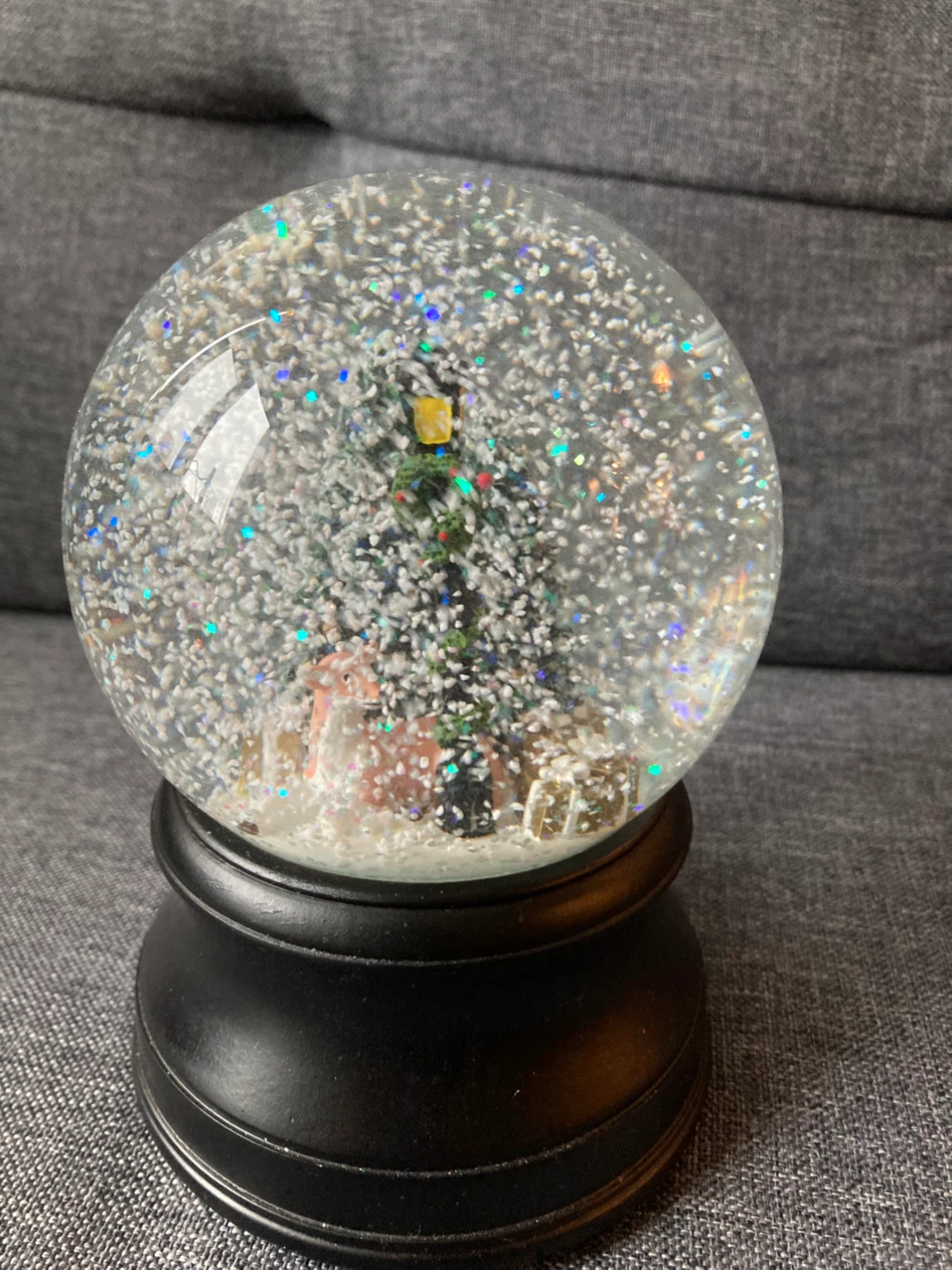 Christmas Snow Globe with Tree and Deer - photo 2