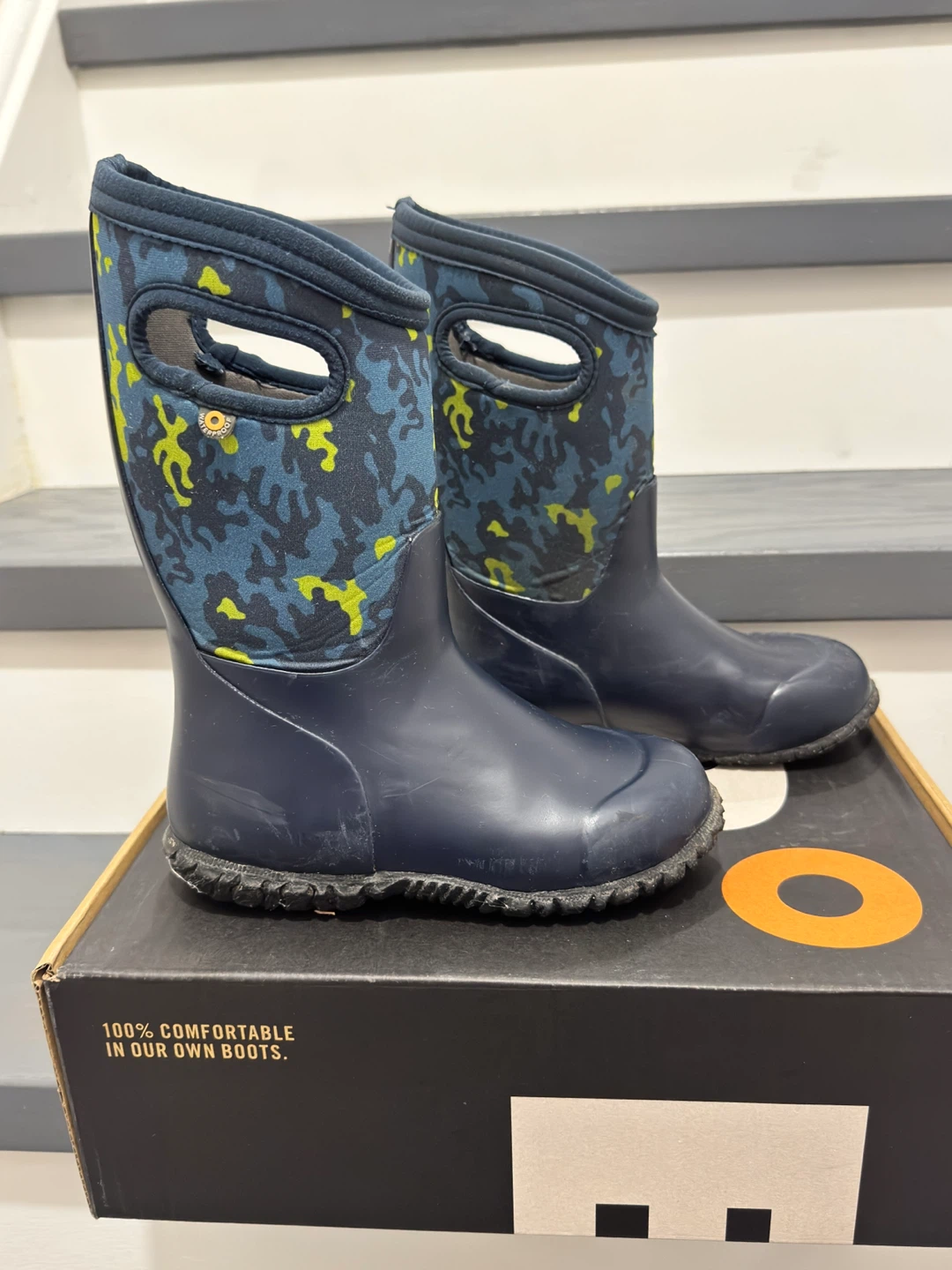 BOGS KIDS size 1 boots - photo 3