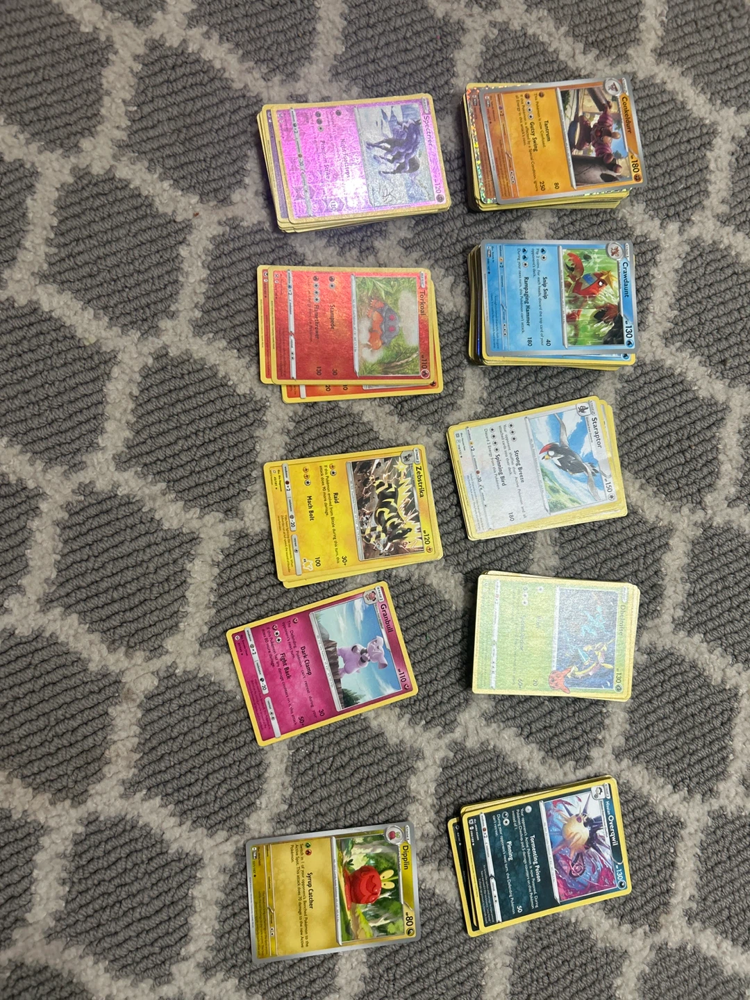 160 Assorted Pokémon Trading Cards