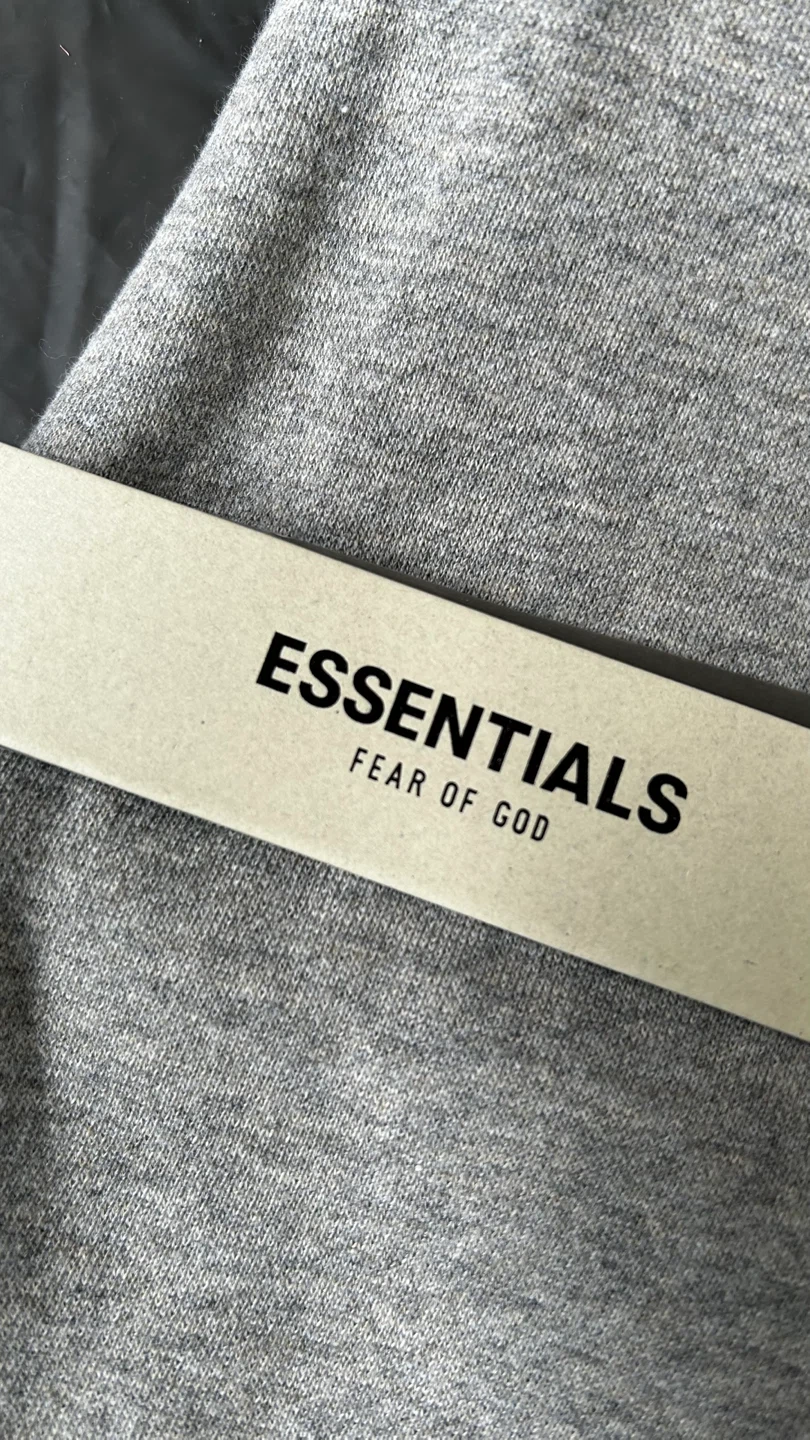 ESSENTIALS Fear of God Grey Sweat Shorts Size S - photo 4