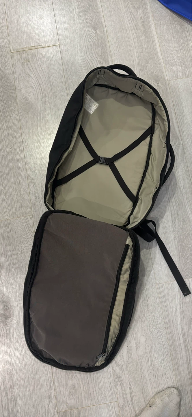 Black MEC Backpack - photo 3