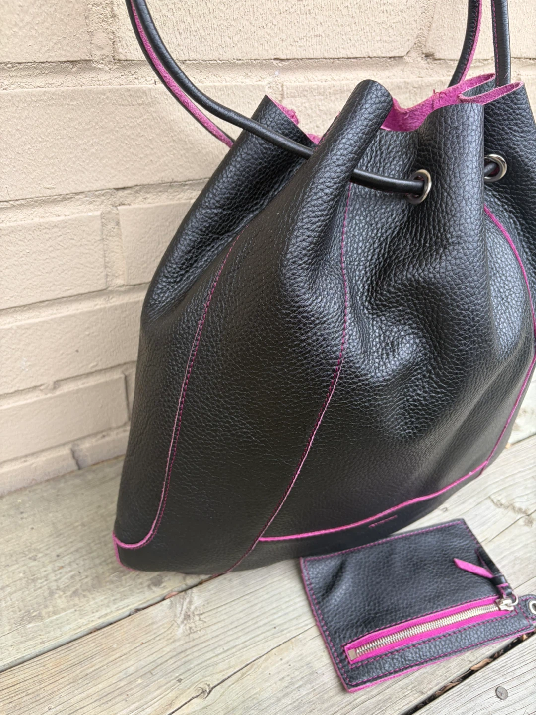 Leather Bucket Bag Mywalit Black/Pink - photo 4