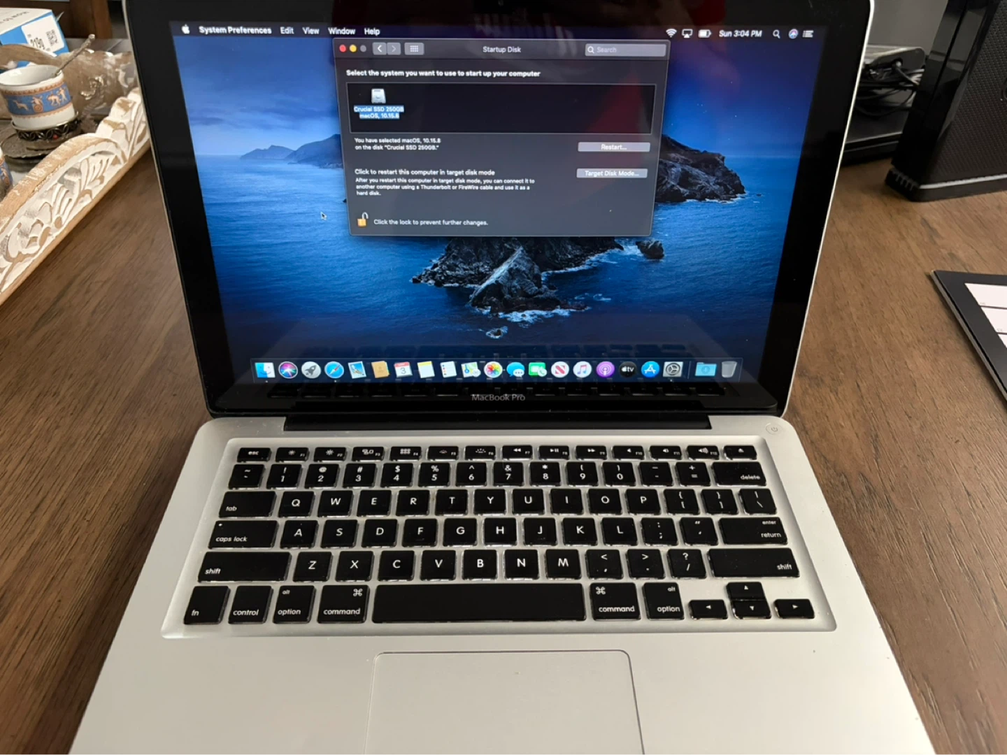 Apple MacBook Pro Laptop - photo 2