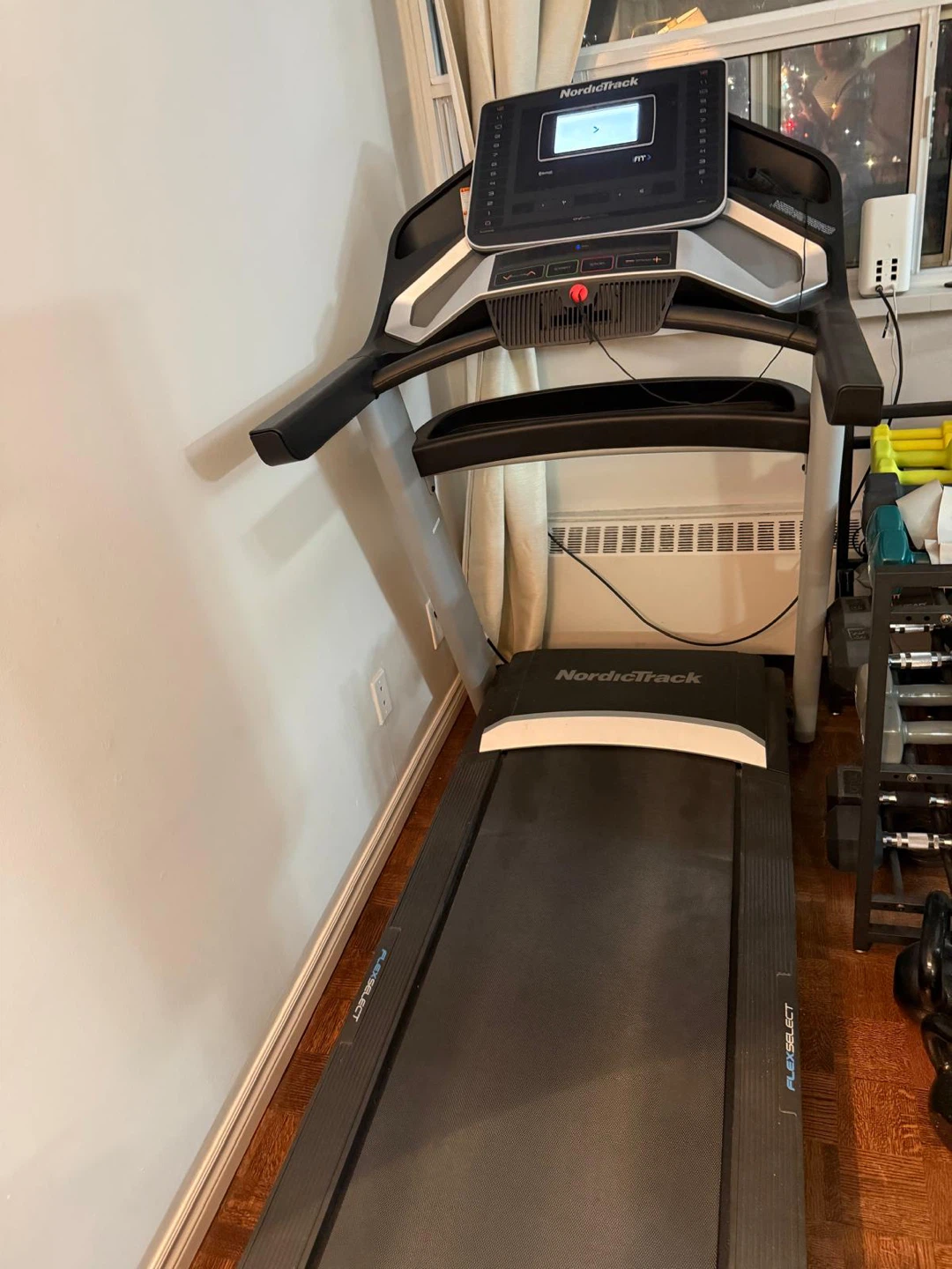 NordicTrack EXP7i treadmill - photo 3