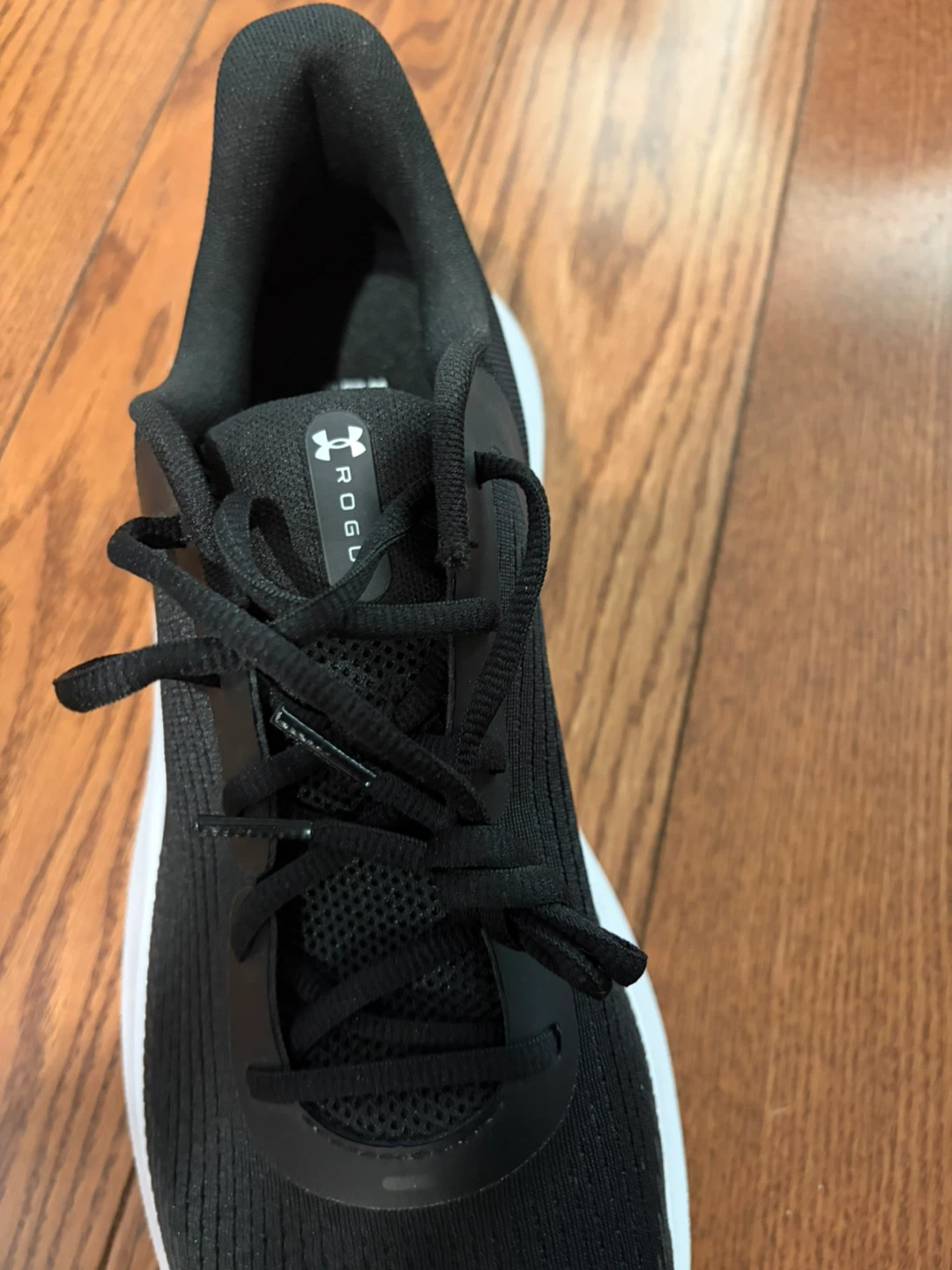Under Armour Running Shoes size 11.5 - photo 4