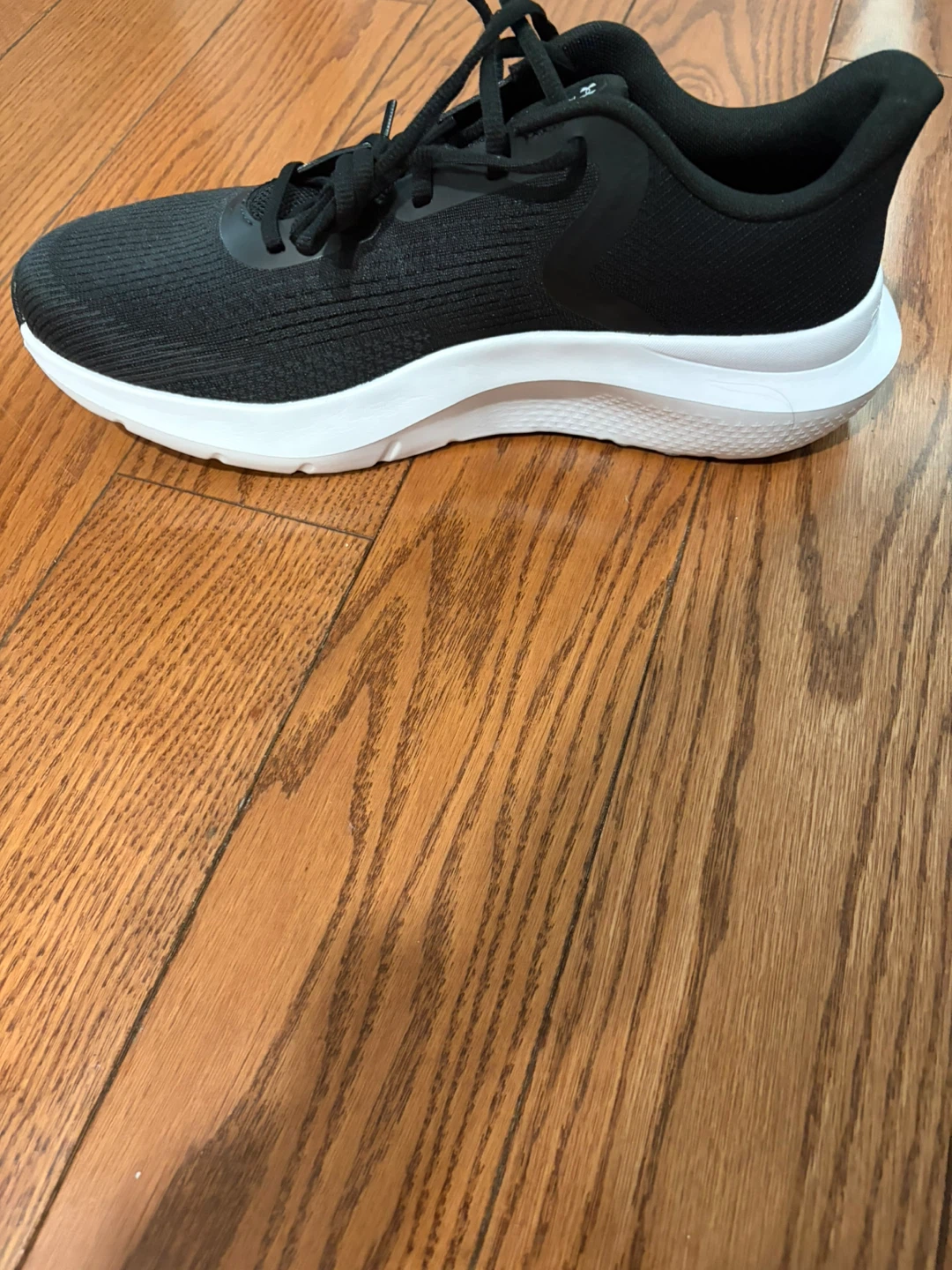 Under Armour Running Shoes size 11.5 - photo 5
