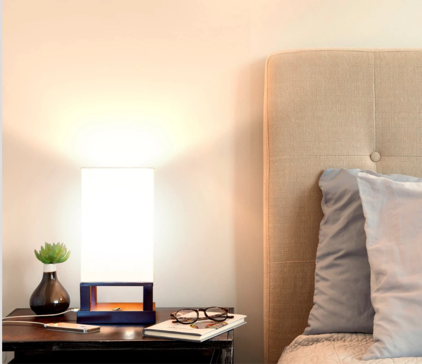 Rectangular Table Lamp with USB Charging Port - photo 2