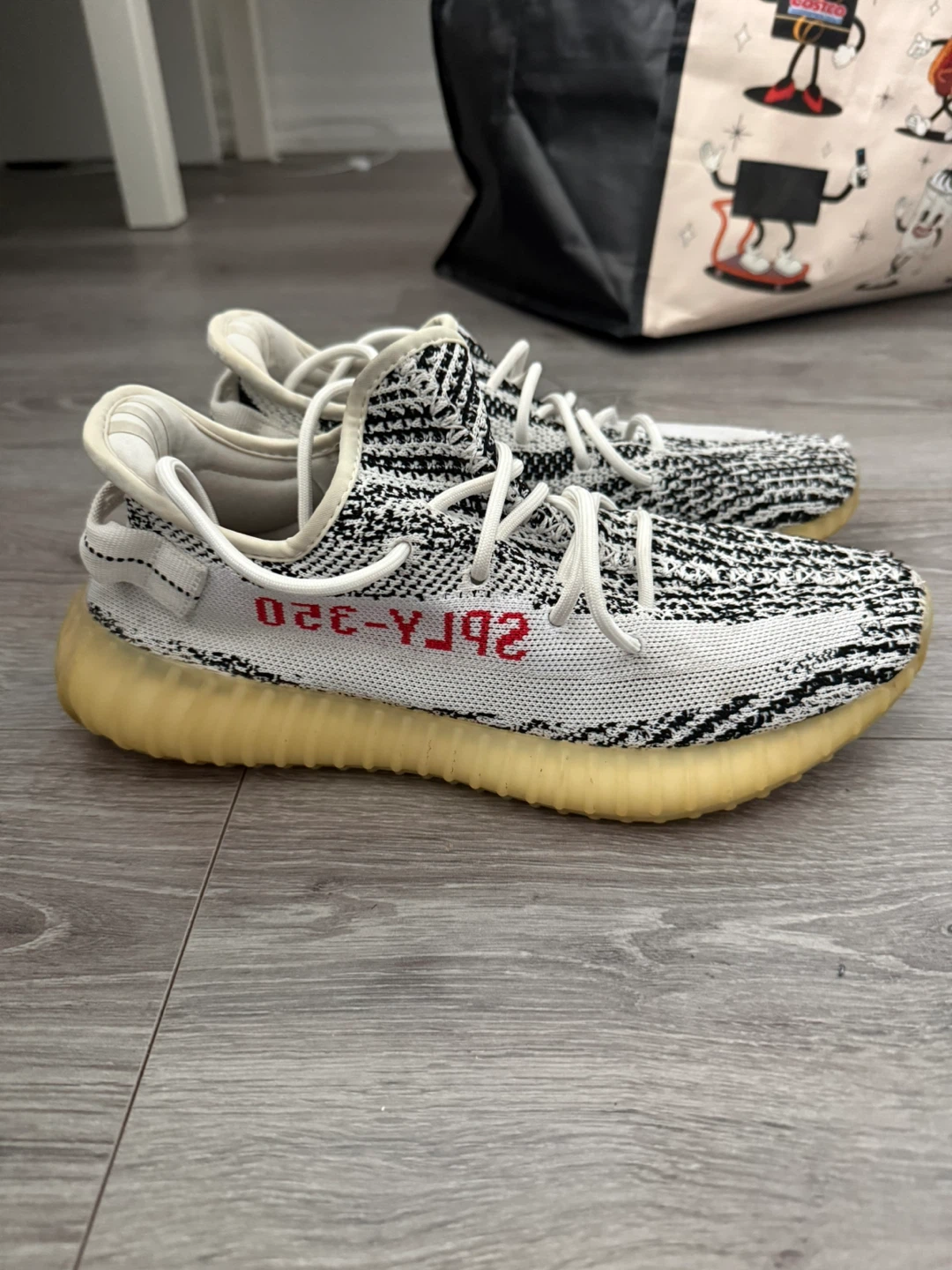 Adidas Yeezy Boost 350 V2 Zebra