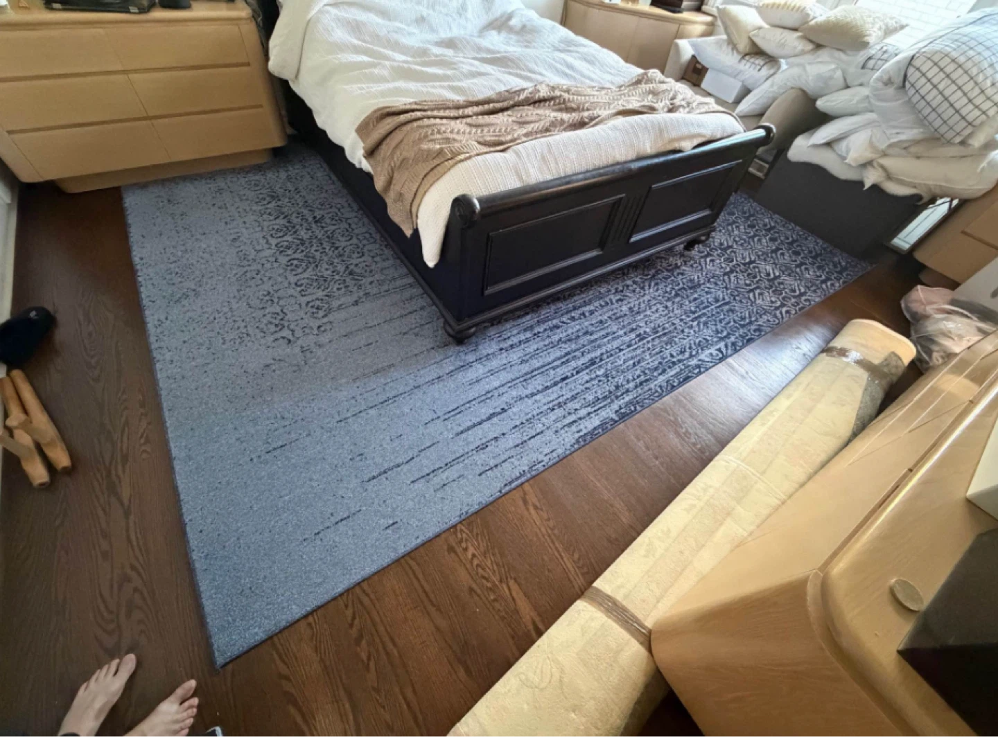 9ft x 12ft Blue Medallion and Striped Area Rug
