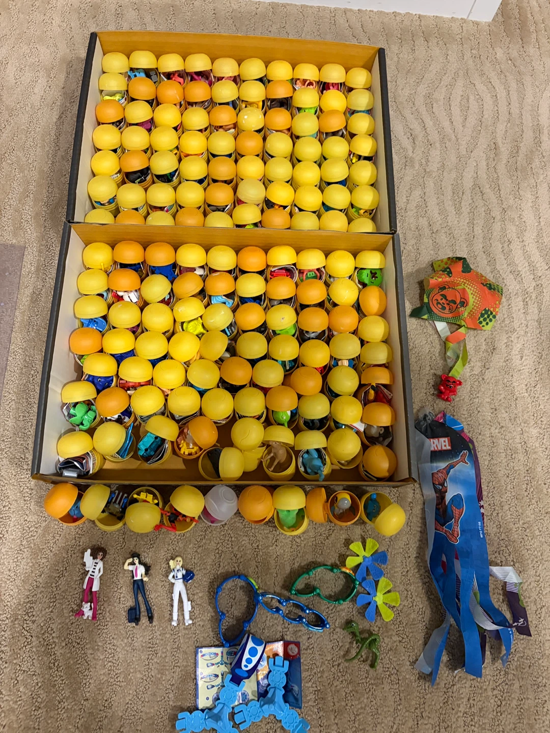 Kinder Surprise Eggs Toy Lot over 160+ brand new