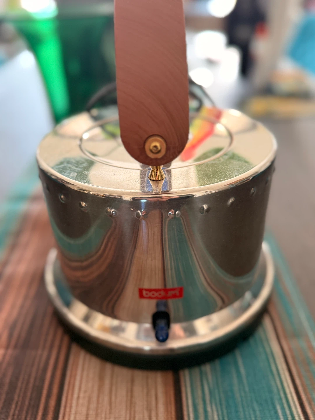 Bodum Electric Kettle with Wood Handle - photo 4