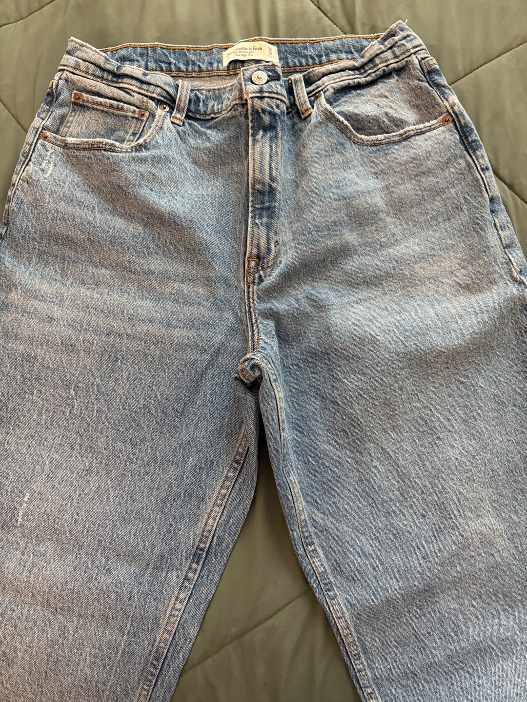 Abercrombie & Fitch 90s Straight Ultra High Rise Jeans