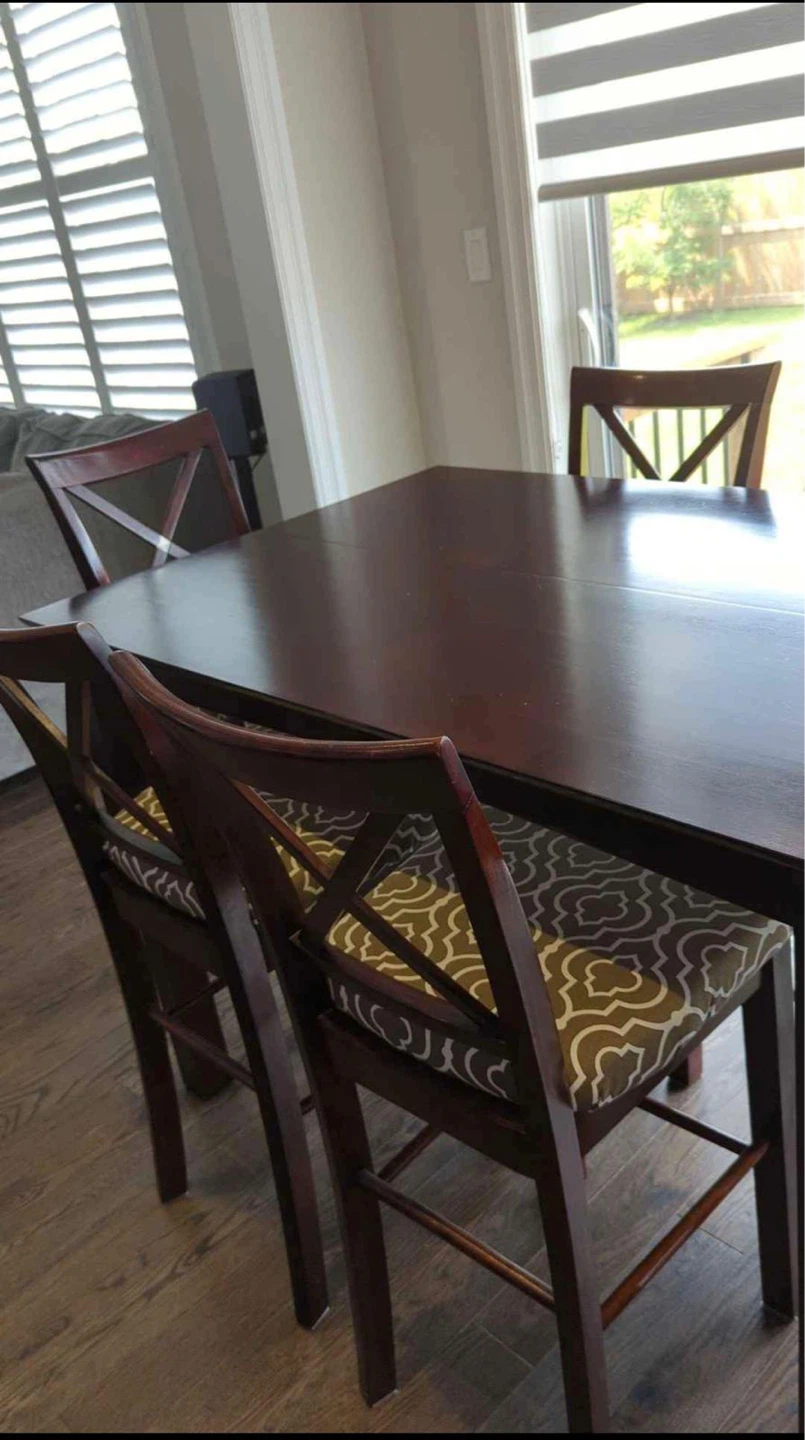 Dining Table Set with 8 Chairs