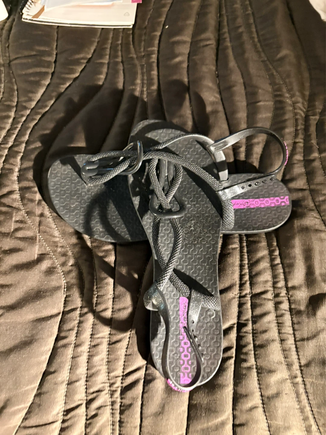 Ipanema Flip Flops - Grey/Pink - Size 7 - photo 3