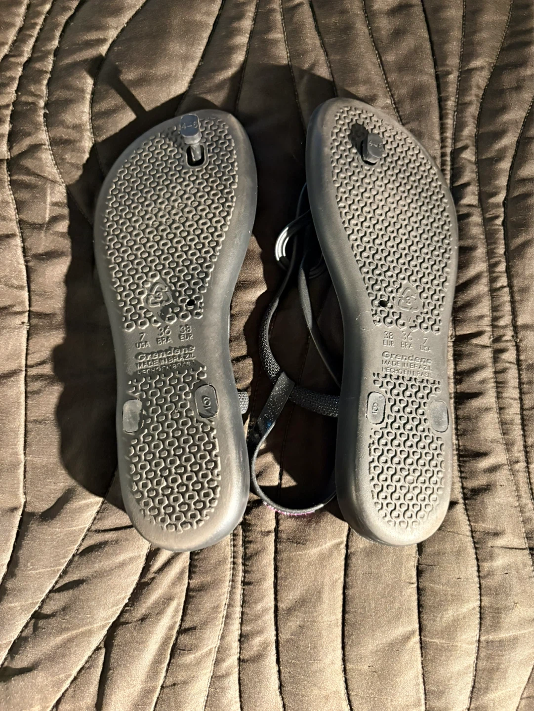 Ipanema Flip Flops - Grey/Pink - Size 7 - photo 2