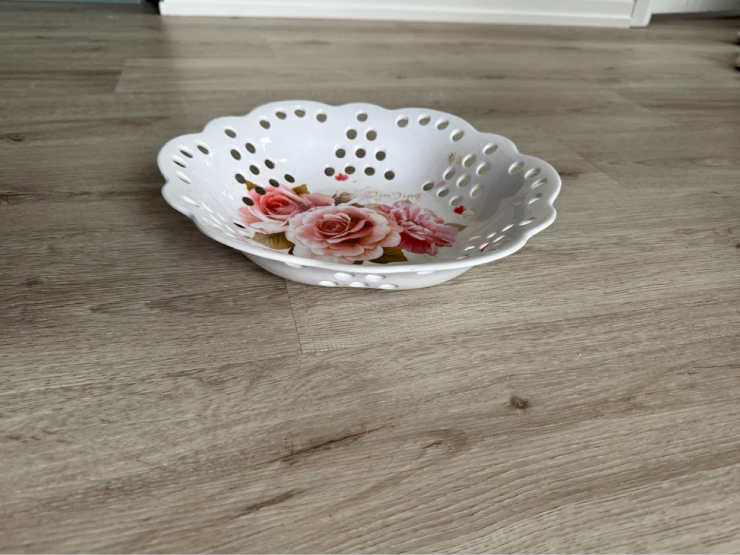 Decorative Rose Ceramic Fruit Bowl - photo 2