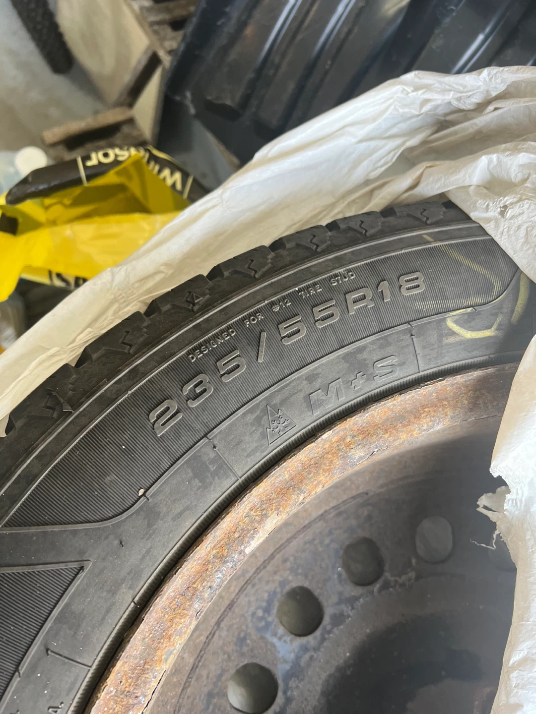 Goodyear Winter Tires 235/55R18 (FOUR) - photo 2