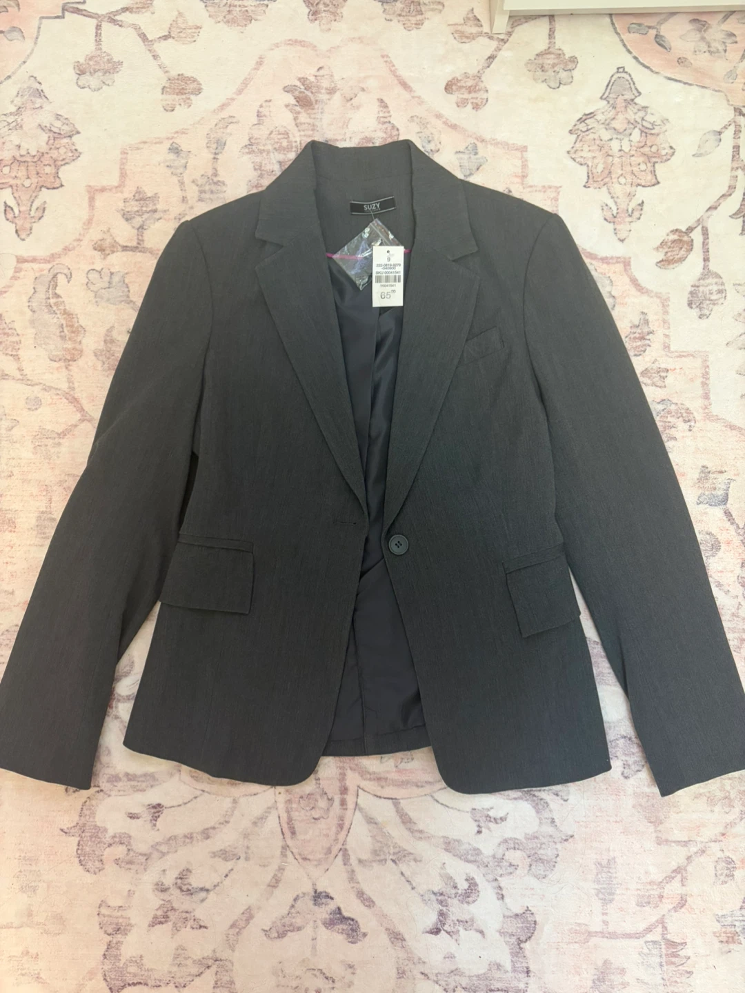 NEW Suzy Grey Pant Suit Set - Size 9