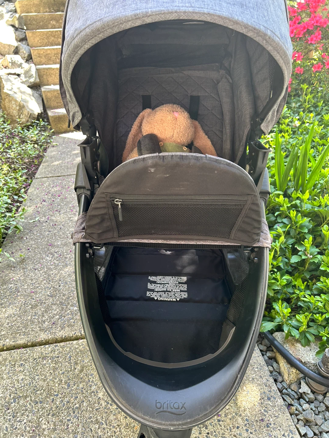 Great Britax Stroller - will deliver for a fee - photo 4