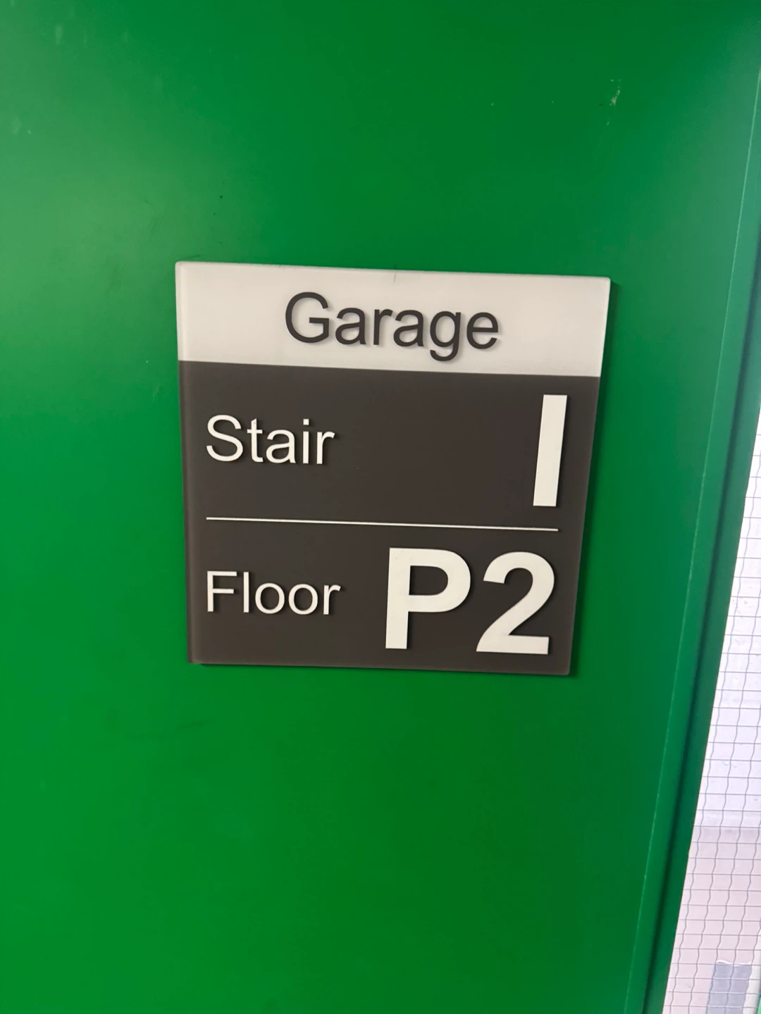 PARKING SPOT FOR RENT (Sheridan / SQ1)