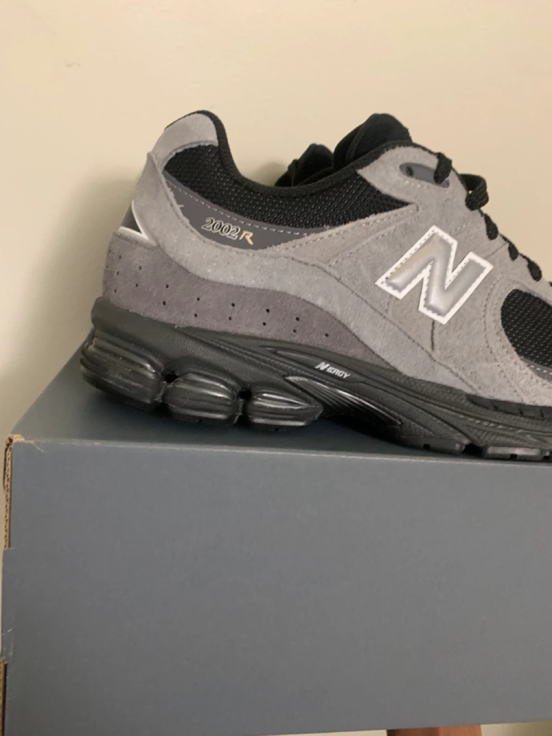 New Balance 2002R Grey Running Shoes - photo 3