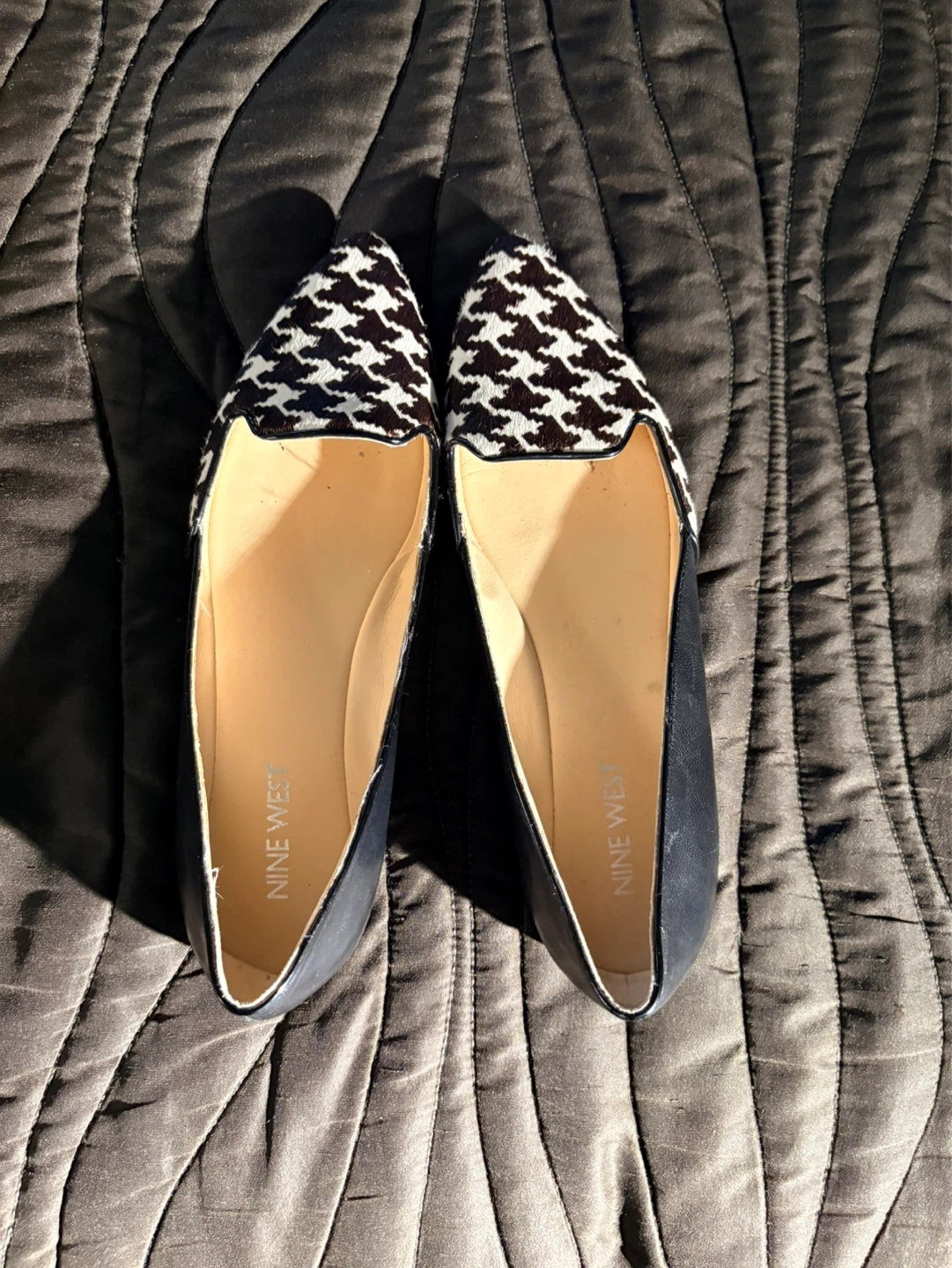 Nine West Black & Houndstooth Pointed Flats